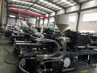 Macchina automatica dello stampaggio ad iniezione del basso consumo energetico 180 tonnellate con il servo driver HJF180
