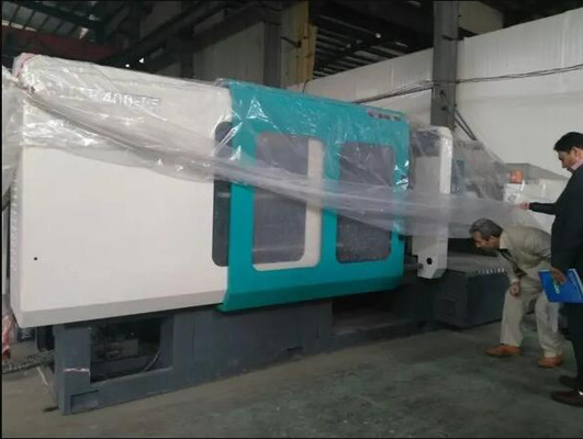 Fresatrice dello stampaggio ad iniezione del certificato 400ton 4000kn del CE per il canestro di plastica del secchio di acqua della stuoia