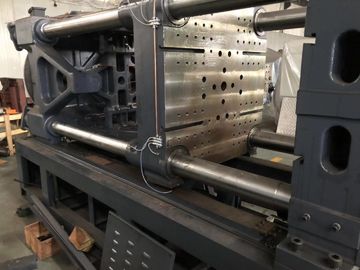 L'alta velocità macchina automatica dello stampaggio ad iniezione da 80 tonnellate per la spazzola 4KW ha valutato il potere