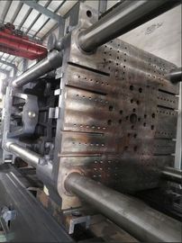 Grande pattumiera pubblica di fabbricazione a macchina di plastica dello stampaggio ad iniezione con le ruote