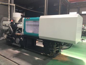 Linea di produzione di plastica automatica della macchina dello stampaggio ad iniezione del casco di sicurezza